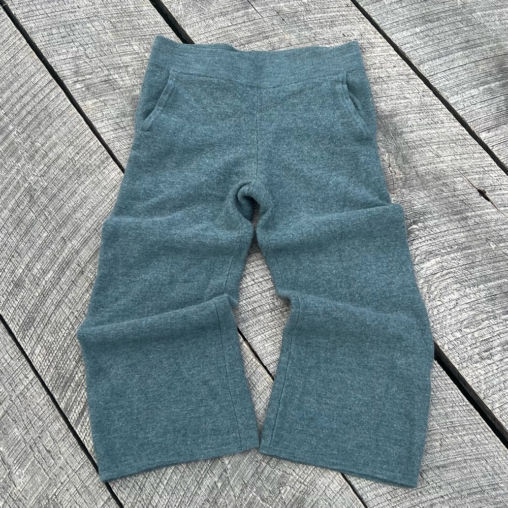 The Reset R Label Wool Cropped Pants
